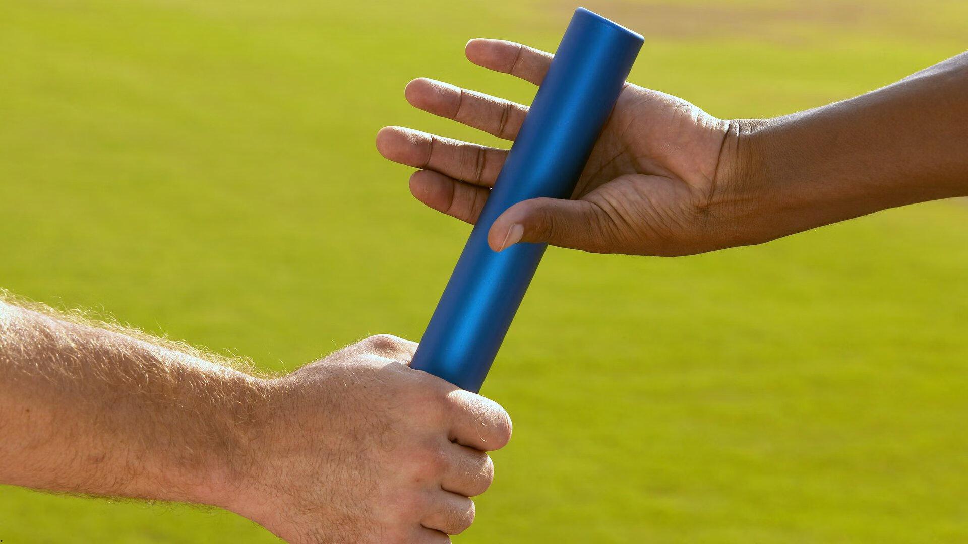 季后赛铁人榜揭示球队命运,掘金与尼克斯首发五虎的极限挑战