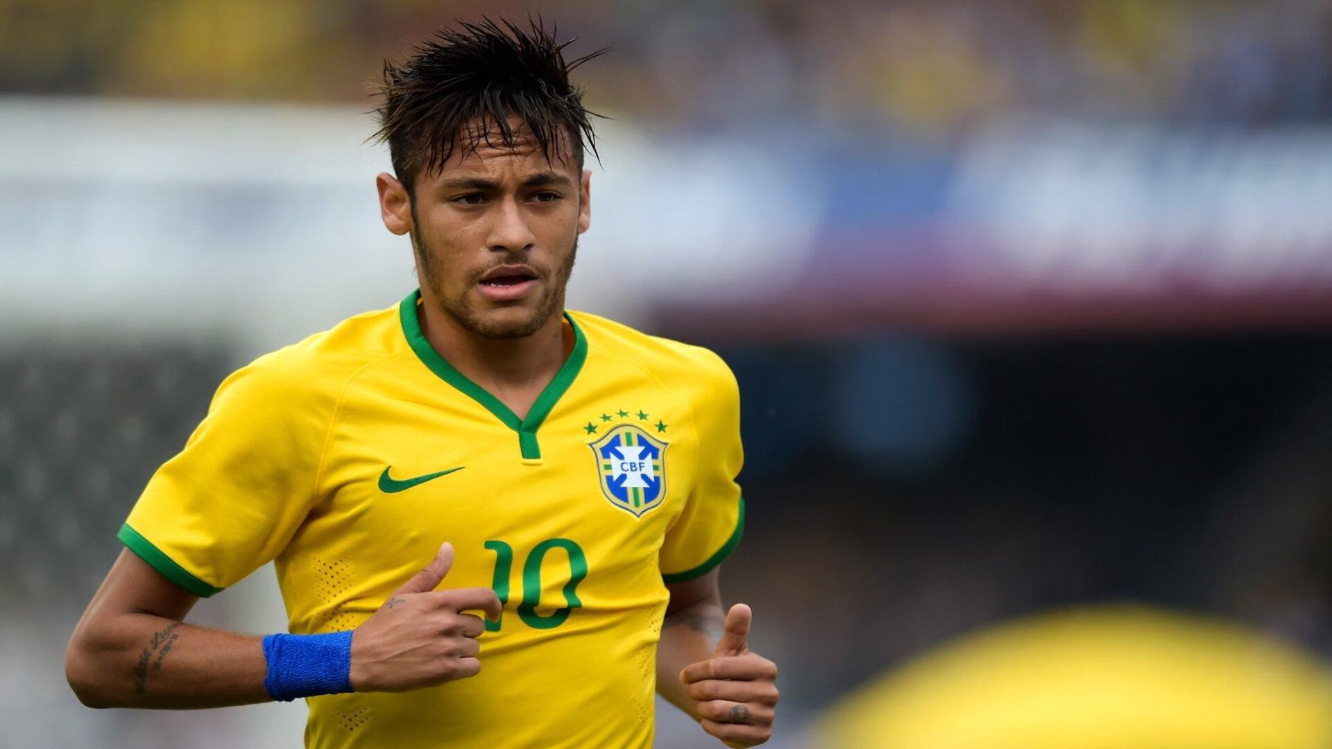 申花前锋路易斯累计黄牌停赛，下轮京沪大战缺阵引发战术调整