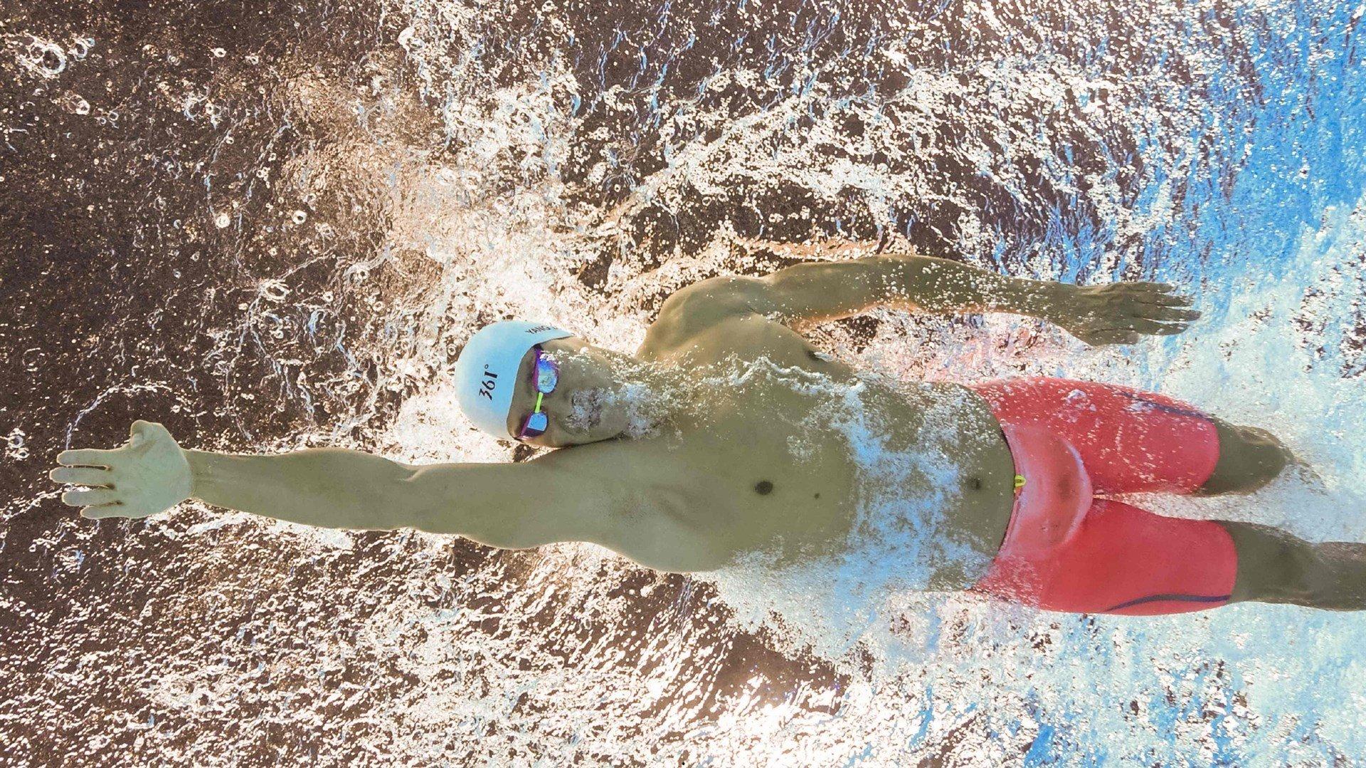 苏超新星巴特，倒钩破门惊艳全场，坦言从C罗等球星视频中汲取灵感